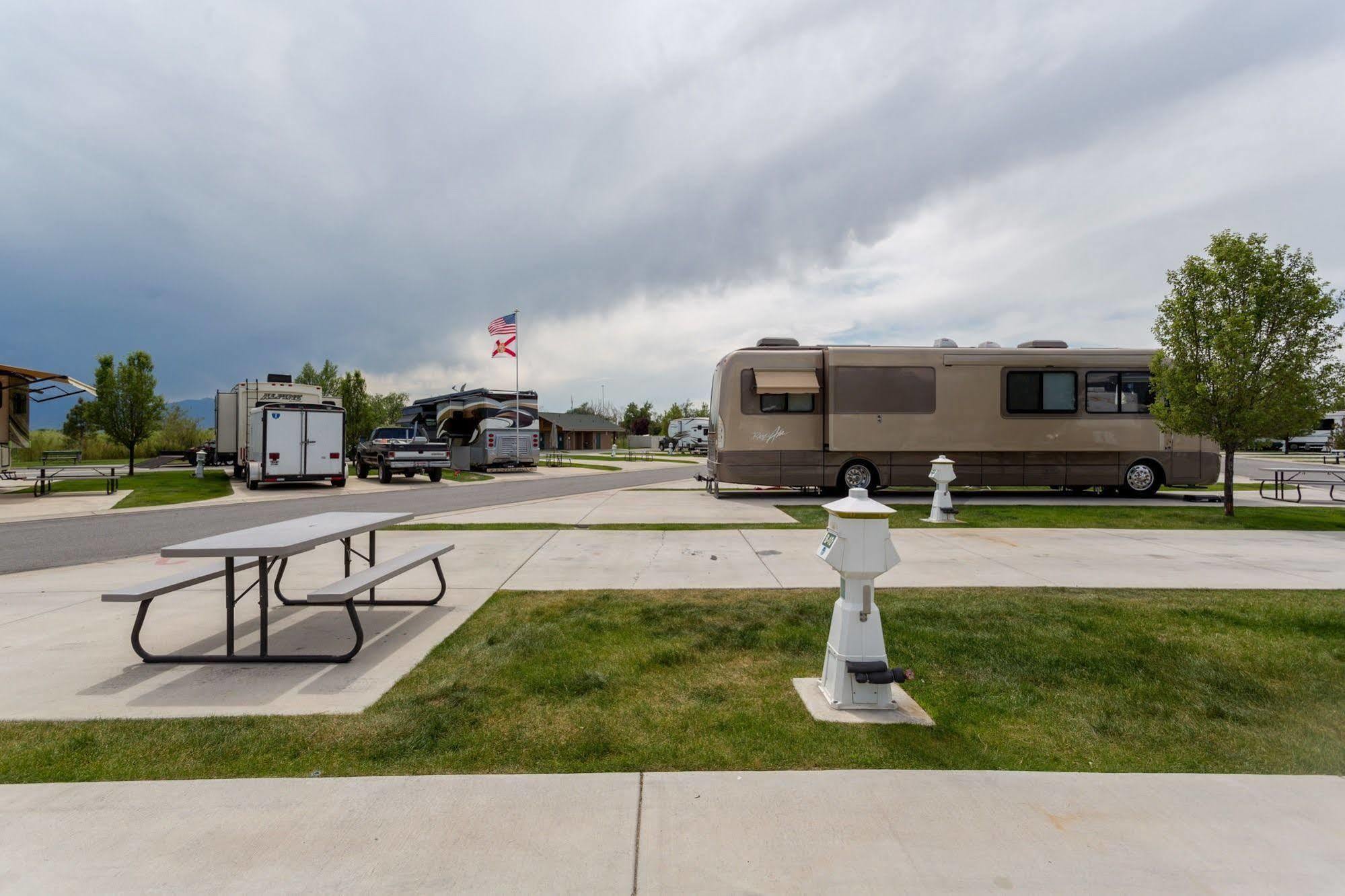 Pony Express Rv Resort North Salt Lake 外观 照片